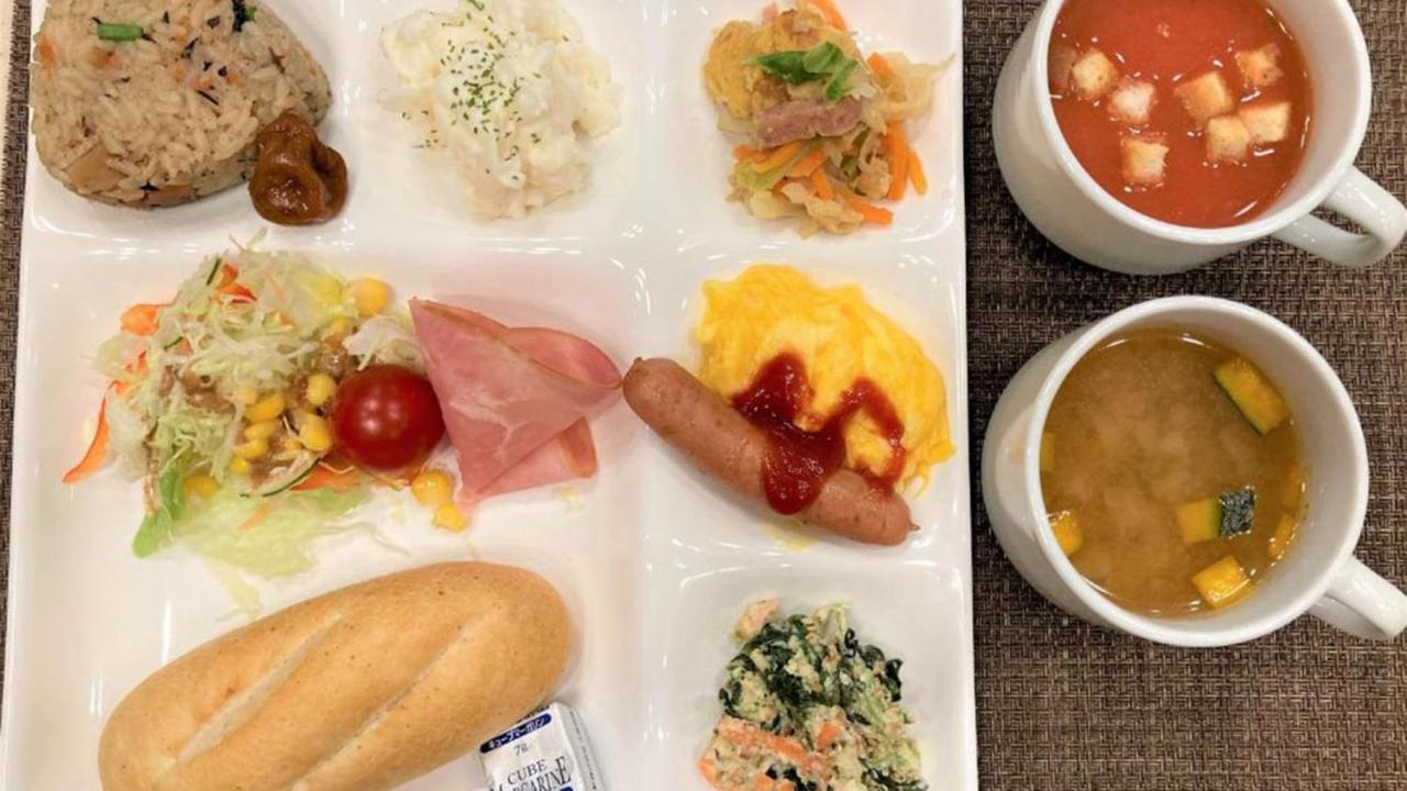 東横inn那覇国際通り美栄橋駅 那覇市 エクステリア 写真